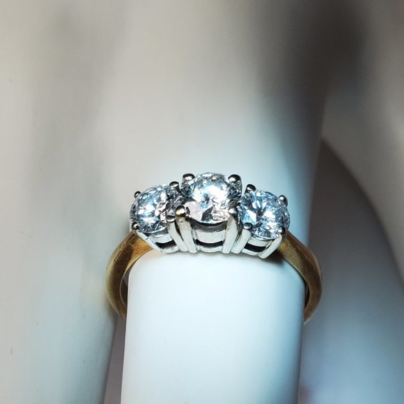 18K white gold women’s diamond ring - Picture 6 of 10